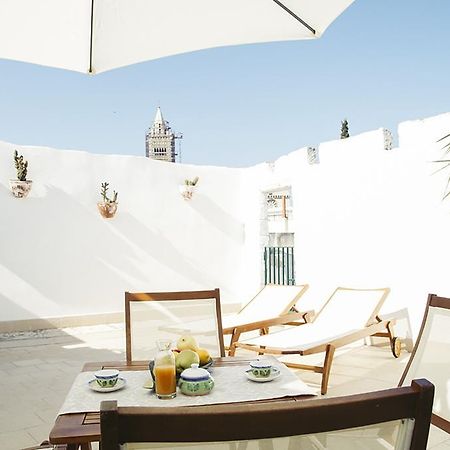 Palazzo Bianchi Domus Holidays ตรานิ ภายนอก รูปภาพ