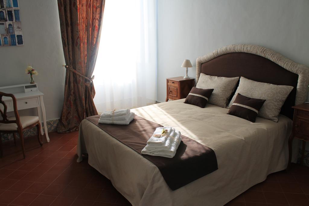 Palazzo Bianchi Domus Holidays ตรานิ ภายนอก รูปภาพ