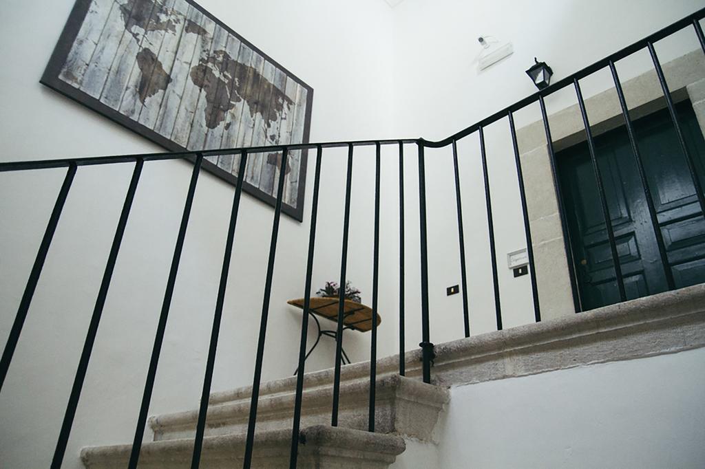 Palazzo Bianchi Domus Holidays ตรานิ ภายนอก รูปภาพ