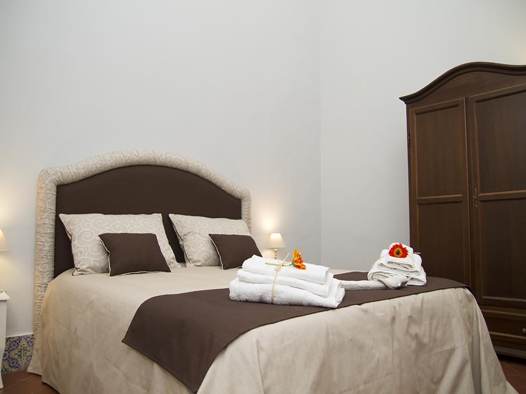 Palazzo Bianchi Domus Holidays ตรานิ ภายนอก รูปภาพ
