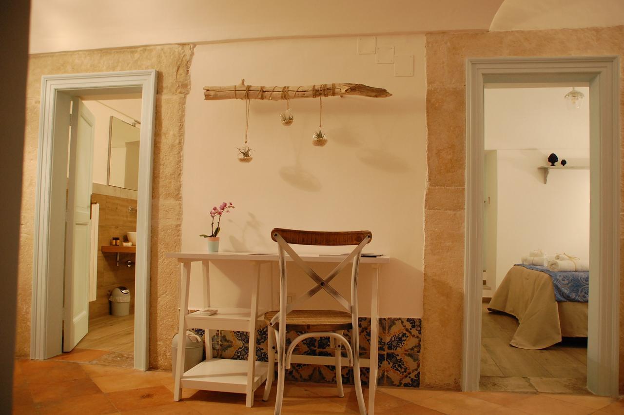 Palazzo Bianchi Domus Holidays ตรานิ ภายนอก รูปภาพ