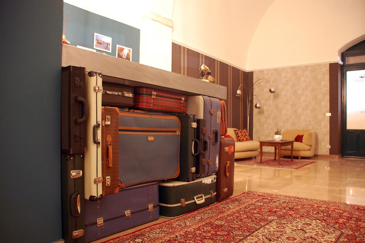 Palazzo Bianchi Domus Holidays ตรานิ ภายนอก รูปภาพ